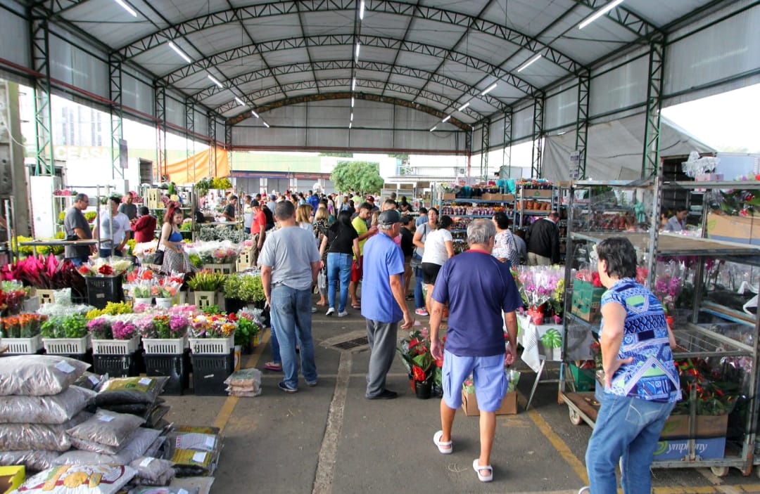 Mercado de Flores da Craisa é opção para compras do Dia das Mães