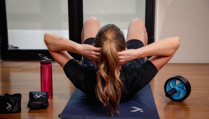 treino-em-casa-feminino-fotos-oxer-2-1024×683 treino-em-casa-feminino-fotos-oxer-2-1024x683